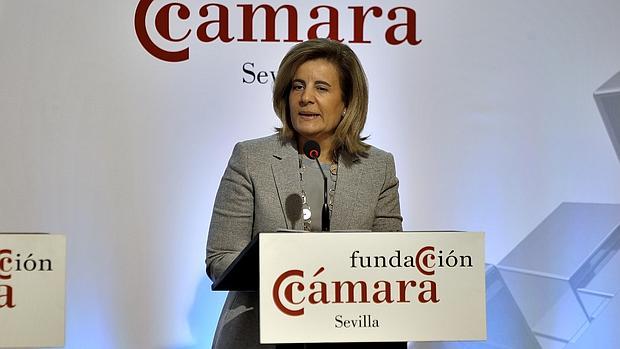 Fátima Bánez, ministra de Empleo, esta mañana en Sevilla