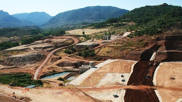 Obra de la presa de Siles en Jaén