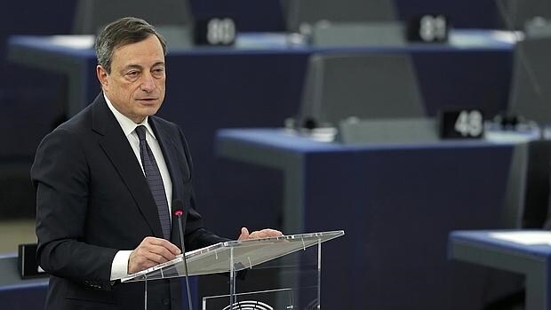 Draghi ha anunciado que seguirá combatiendo la baja inflación