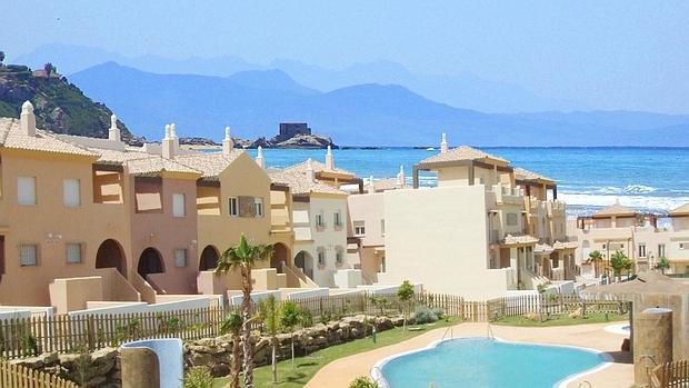 Las Casas de la Tahona, viviendas junto al mar de Zahara de los atunes