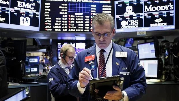 Wall Street reduce el «bonus» de sus empleados