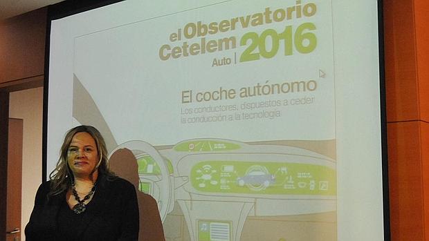 Vista del interior del primer coche autónomo que realiza una prueba en carreteras españolas