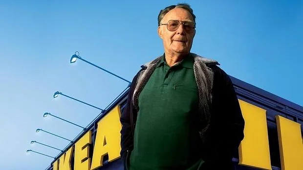 El fundador de Ikea, un multimillonario que se cortaba el pelo cuando viajaba a países del Tercer Mundo