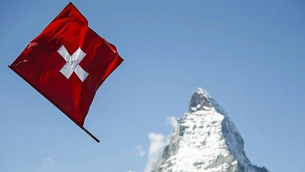 Suiza acabará con el secreto bancario en 2018