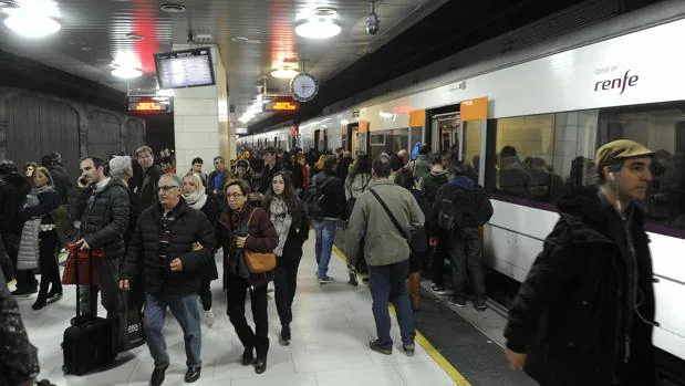 Los paros han afectado a Madrid y Valencia, entre otras ciudades