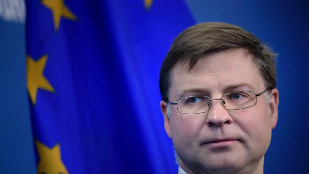 El vicepresidente del Ejecutivo comunitario responsable del Euro, Valdis Dombrovskis
