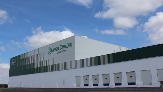 Nuevo almacén logístico de Ángel Camacho Alimentación en Morón de la Frontera