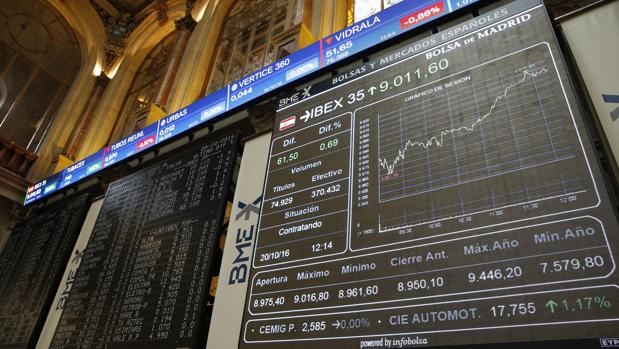 El Ibex recupera los 9.000 puntos tras las palabras de Draghi