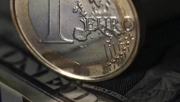 El euro cotiza ahora en el entorno de los 1,07 dólares, su nivel más bajo del año