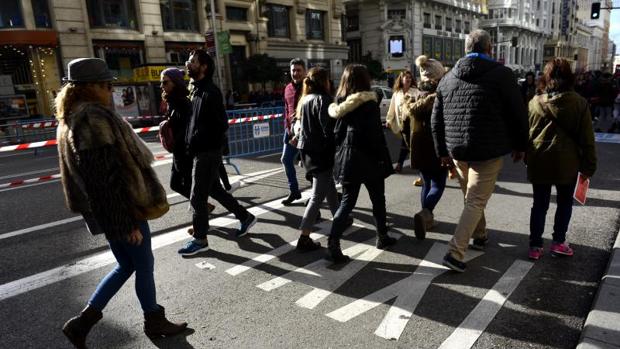 El comercio y la hostelería acaparan la mitad del empleo creado en el último año