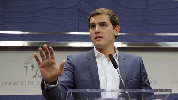 Albert Rivera esta mañana en el Congreso de los Diputados