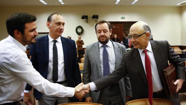 Las grandes empresas pagan al Fisco un 7,6% de lo que ganan y las pymes, un 18%