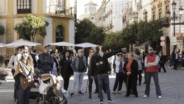 Turistas en Sevilla