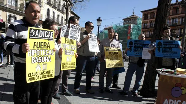 Imagen de archivo de una protesta en Toledo de afectados por hipotecas abusivas