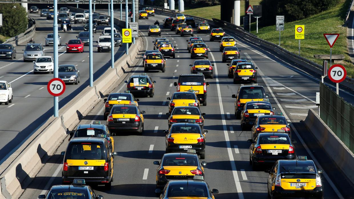 Concentración de taxistas en Barcelona