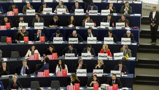 Votación del CETA en el Parlamento Europeo el pasado febrero