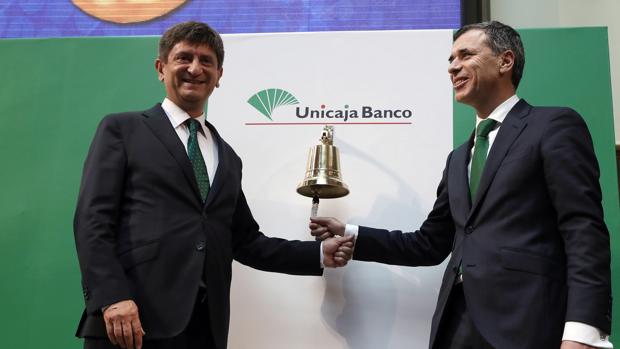 Azuaga dice que «Unicaja salta a primera división» en su salida a Bolsa