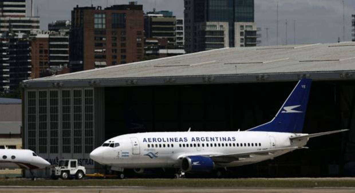 La aerolínas, junto con la petrolera YPF, eran dos de los símbolos del nacionalismo argentino