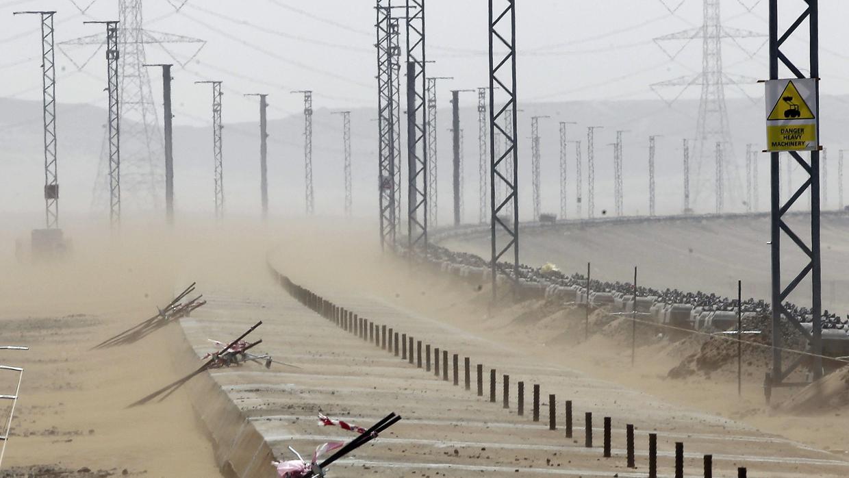 Obras de construcción del tren del desierto