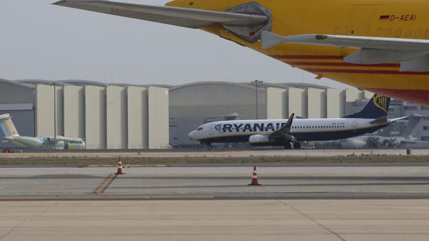 Ryanair cancelará más vuelos programados de noviembre a marzo