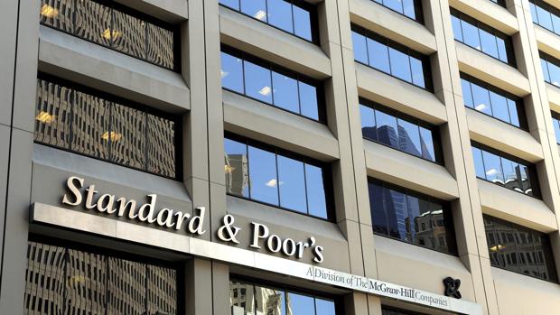 S&P declara en «default» la deuda venezolana en divisas por incumplimientos