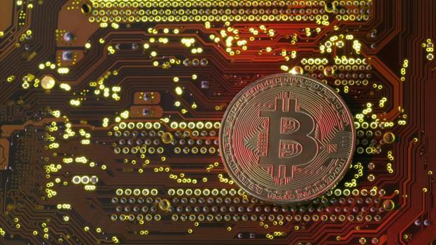 El «bitcoin» supera los 11.000 dólares entre temores a que estalle su burbuja