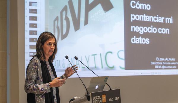 Elena Alfaro da las claves de cómo potenciar el negocio con un uso inteligente de los datos