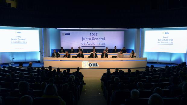 OHL paga un «bonus especial» de 18 millones a su consejero delegado por la venta de Concesiones