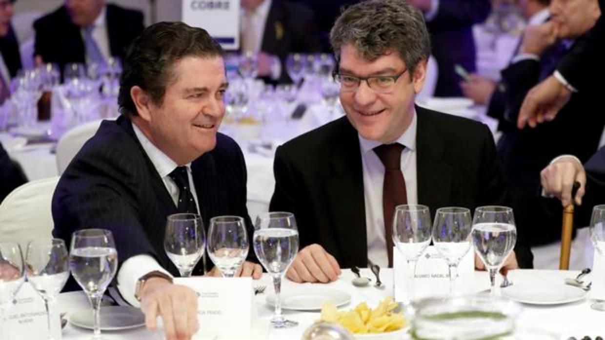 Borja Prado, presidente de Endesa y de Enerclub, y el ministro Álvaro Nadal, hoy
