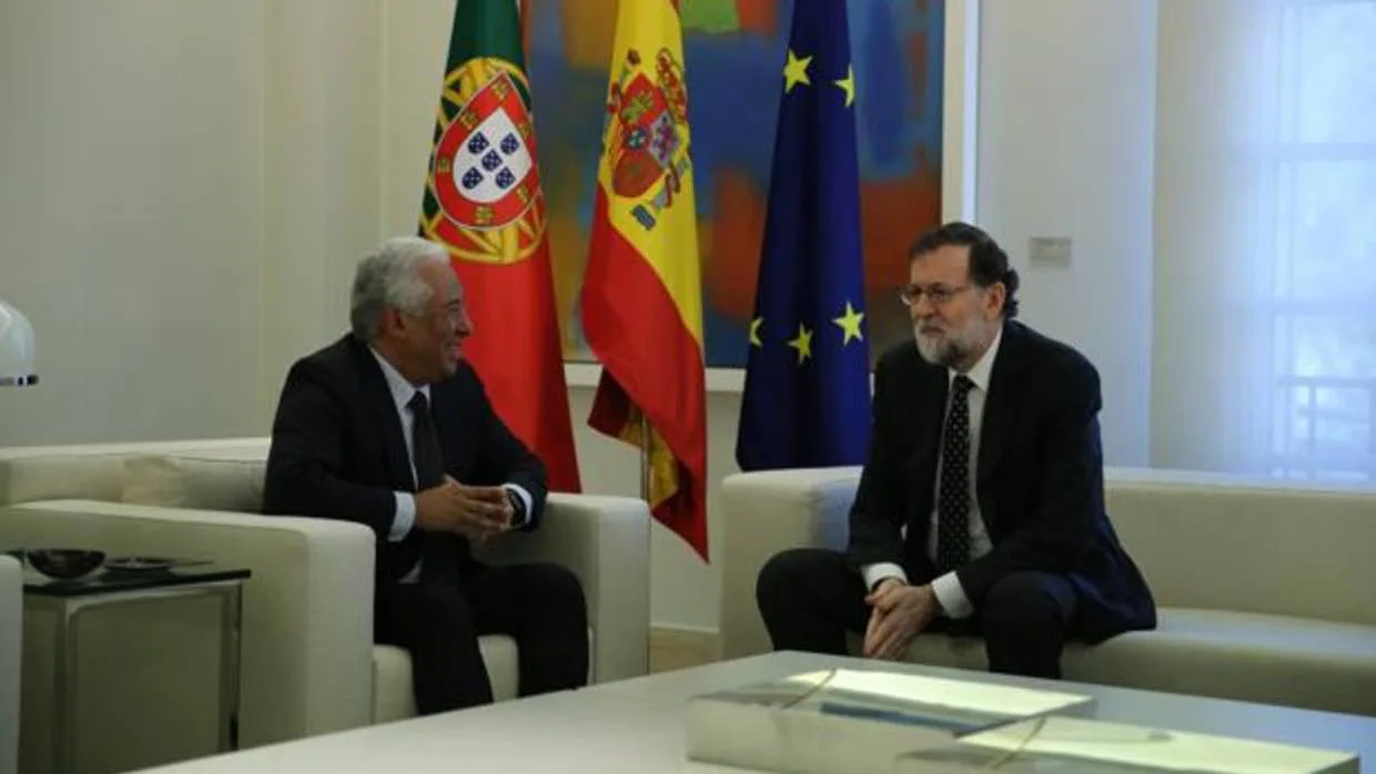 Mariano Rajoy con el primer ministro luso, Antonio Costa