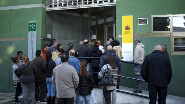 Andalucía acaba febrero con malas noticias, sube el paro en más de siete mil personas