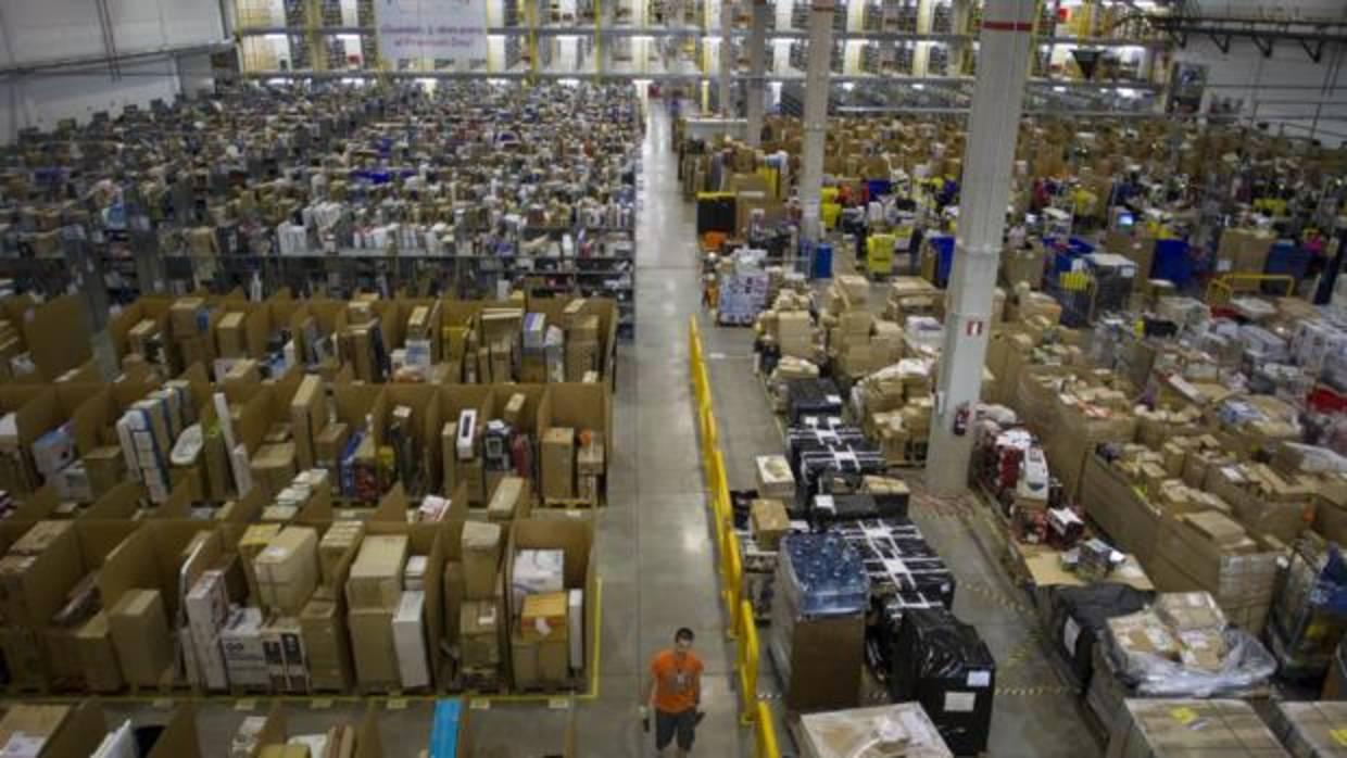 Imagen del centro logístico de Amazon en San Fernando de Henares