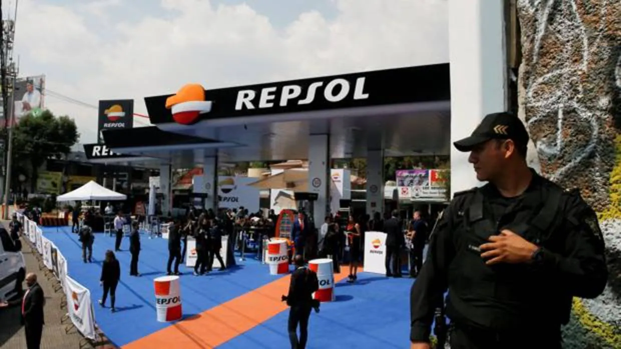La primera estación de Repsol en México