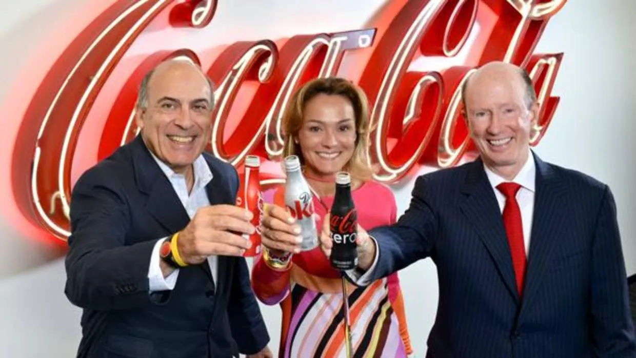 Sol Daurella, en el centro de la imagen, presidenta de Coca Cola European Partners