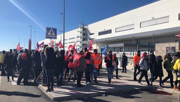 Huelga masiva en Amazon: «Esquiroles, el lunes no os renuevan»