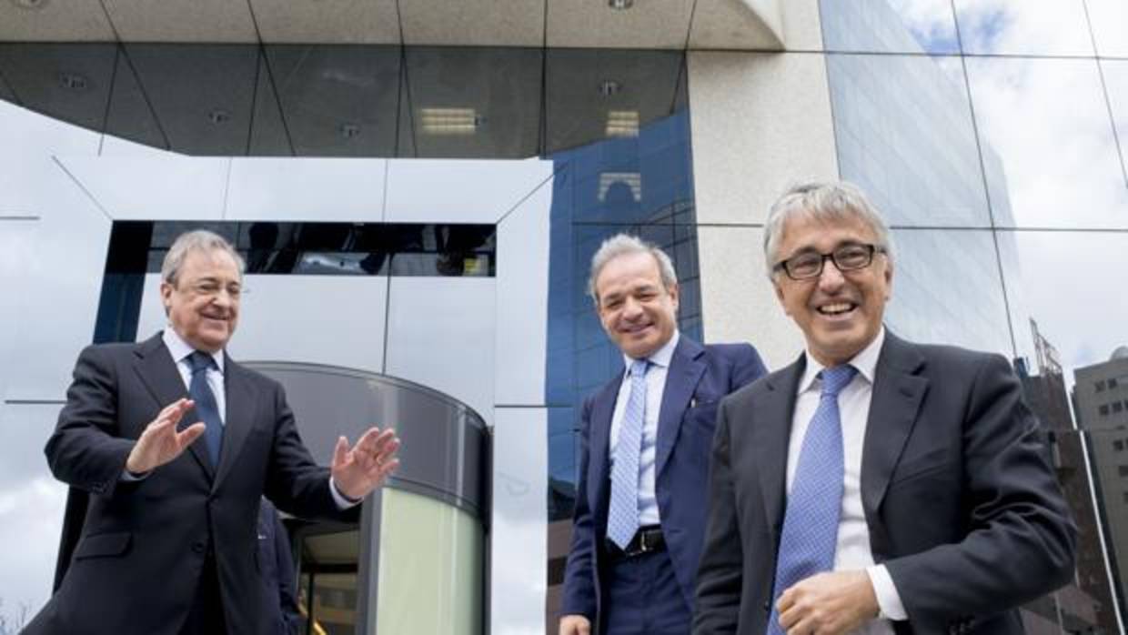 Florentino Pérez, Giovanni Castellucci y Marcelino Fernández Verdes, anuncian la Opa de Atlantia, ACS y Hochtief