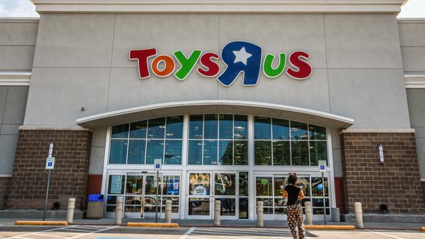 Muere el fundador de Toys «R» Us, Charles Lazarus, en plena liquidación de su negocio en Estados Unidos