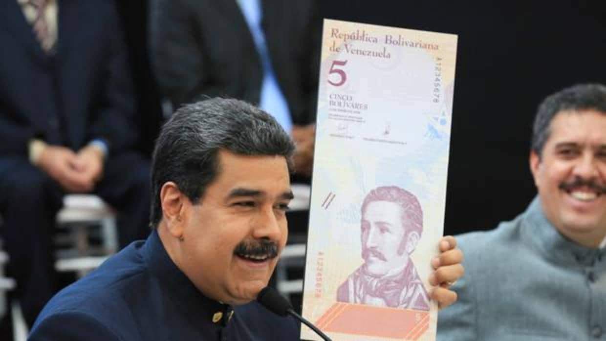 El presidente de Venezuela, Nicolás Maduro, ha ordenado la eliminación de tres ceros al bolívar
