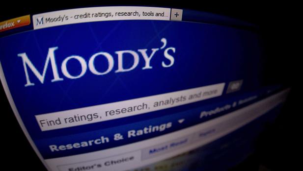 Moody's sube la nota a nueve autonomías y mantiene a Cataluña lejos del aprobado