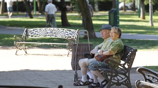 Los españoles reciben de las pensiones más altas de la UE y otras noticias económicas del día