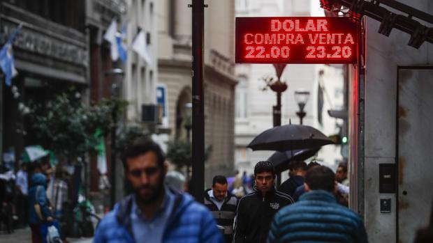 Argentina vuelve a sentir el peso de la incertidumbre