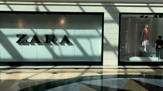 El cambio de divisas lastra el crecimiento de Inditex hasta abril