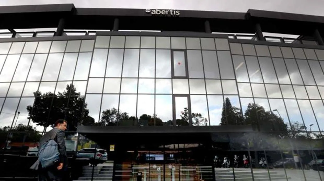 Abertis ha trasladado su sede social a Madrid a raíz del «procés»