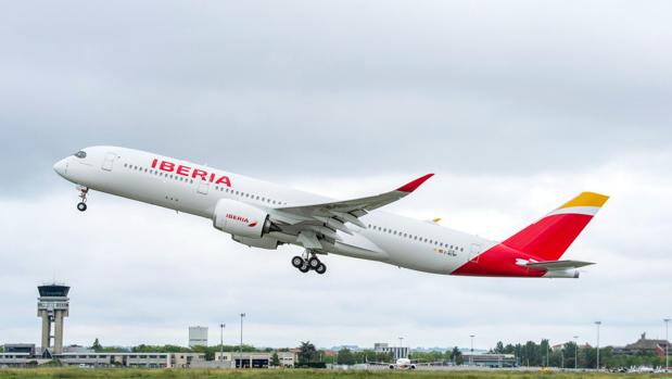 El Airbus A350 de Iberia realiza hoy el primer vuelo comercial entre Madrid y Londres