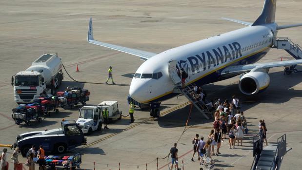 USO ve lejano un acuerdo con Ryanair tras reunirse más de dos horas con la aerolínea