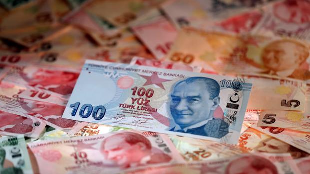 Turquía inyecta 6.000 millones de dólares para frenar la caída de la lira