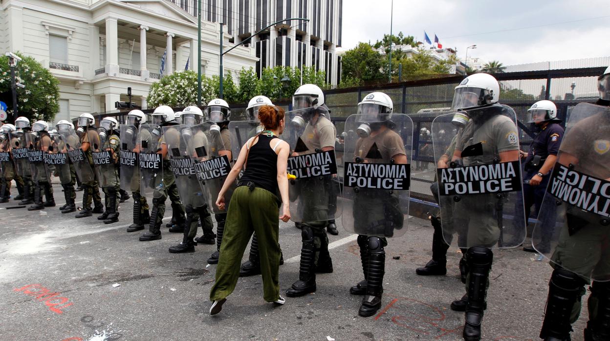 Los ajustes por el rescate provocaron tensas manifestaciones en los últimos años en Grecia