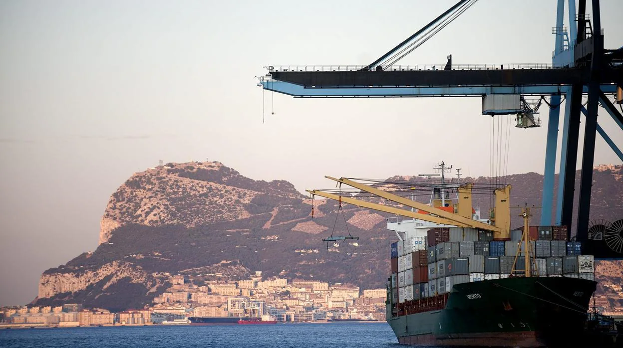 Vista del puerto de Algeciras