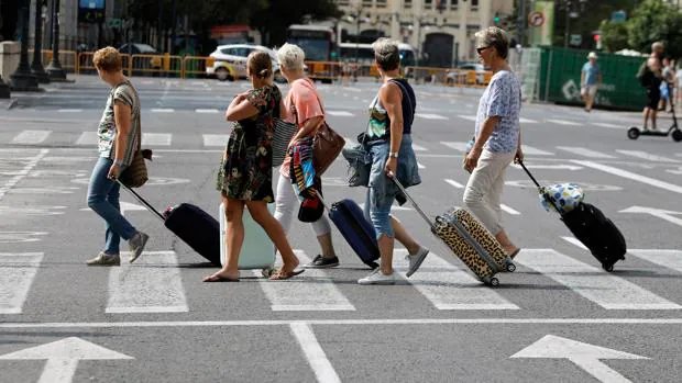 La llegada de turistas extranjeros sufre la mayor caída en ocho años durante un mes de julio