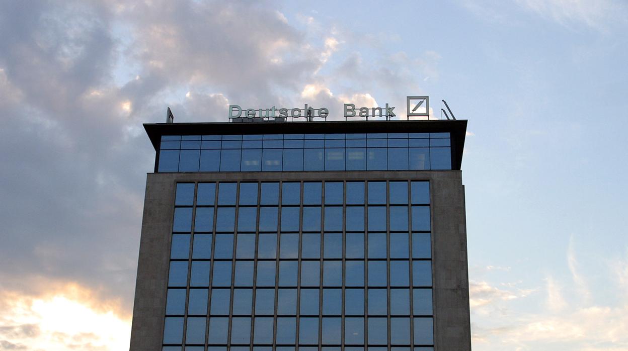 Fahada del Deutsche Bank en l avenida diagonal de Barcelona